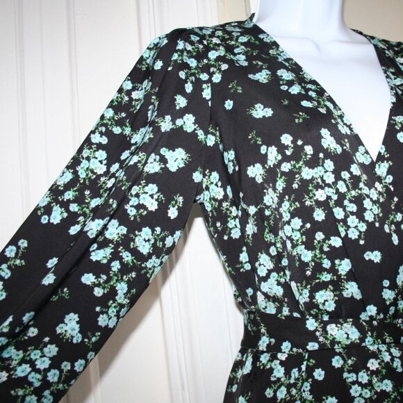 NWT INC International Floral Wrap Blouse Small - Picture 3 of 7